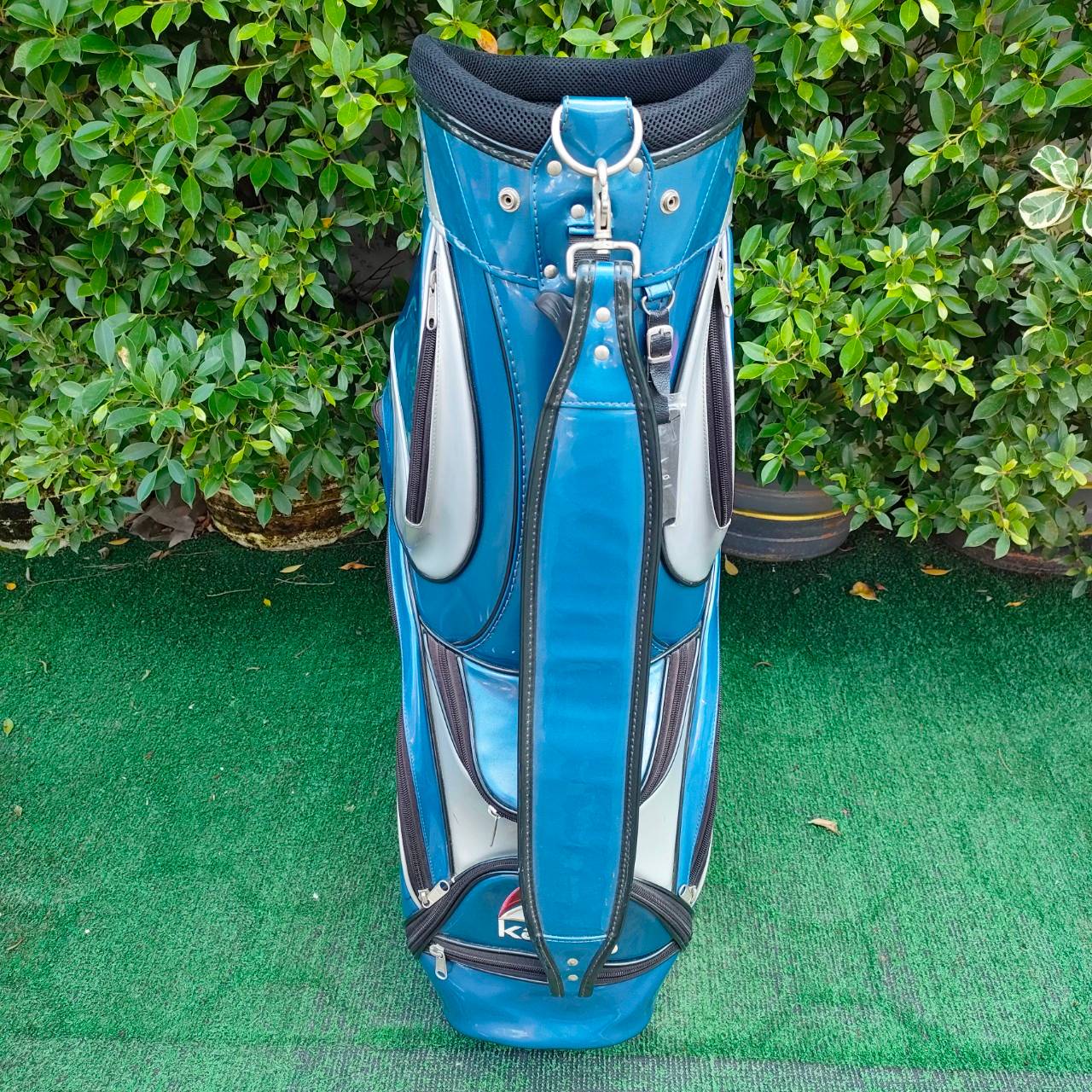 ถุงกอลฟ KASCO หนังเเก้ว มือสอง รุ่นยอดนิยม วัสดุรักษาง่าย สวยมาก ถุง TOUR ใบใหญ่ ใส่ของได้เยอะ น้ำหนักเบา กันน้ำ ไม้กอล์ฟมือสอง ของแท้ BY NakaraLuxurious