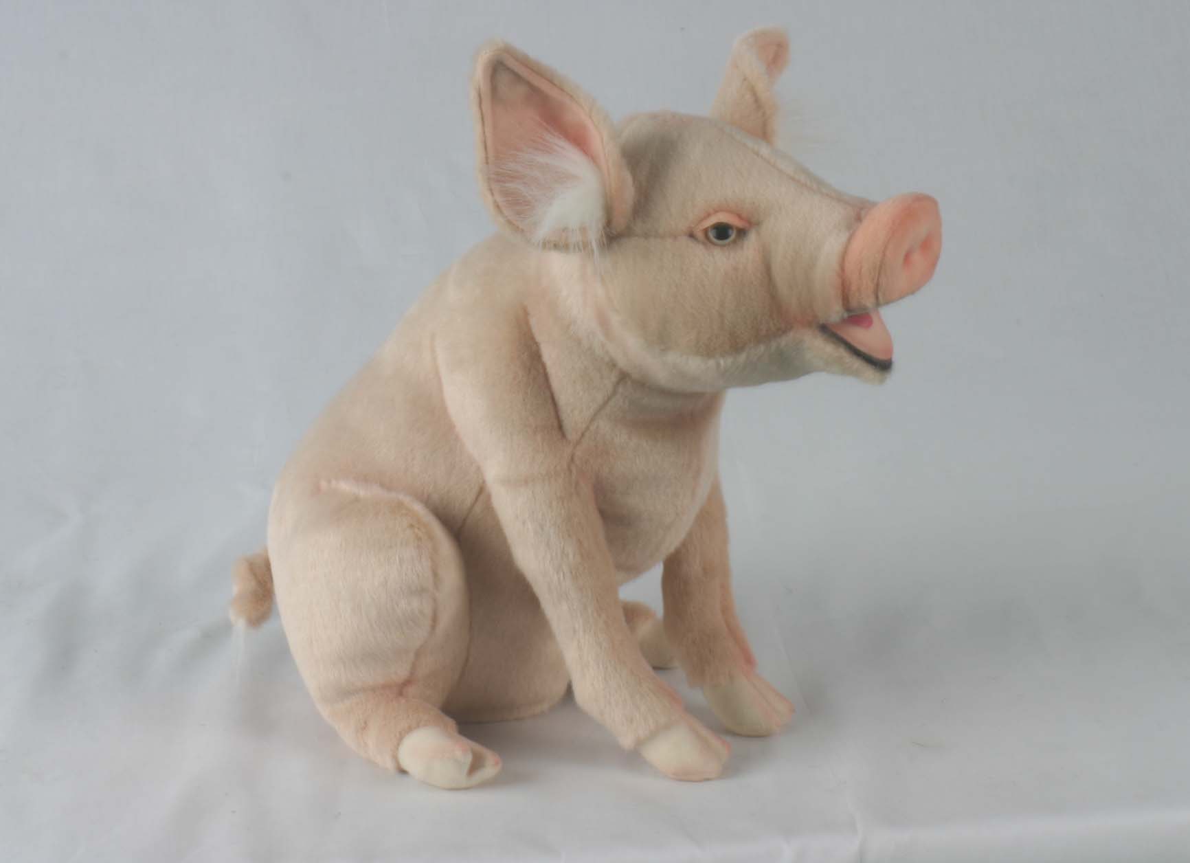 4560 Pig Sitting 28 cm. H
