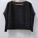 อก42(ทรงเล็ก) ยาว19 นิ้ว 2MUAY GM15029-1 เสื้อครอปเสื้ออัดพลีท CROP LONG SLEEVE PLEATED TOP สีดำ FREE SIZE