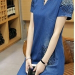 เดรสยีนส์ งานปักที่กระเป๋าและแขน2ข้าง ตามแบบ สียีนส์ ไซส์ M