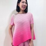 ปรับราคาลง20%!! 2MUAY รุ่น GJO2900-9 เสื้อพลีทคุณภาพ SHORT SLEEVE ASYMMETRIC GRADIENT PLEATED TOP 4 สี FREE SIZE