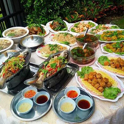 จัดบุฟเฟ่ต์ ร้านโต๊ะจีน