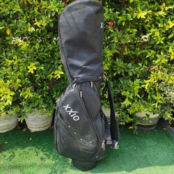 ถุงกอล์ฟ XXIO มือสอง ** ถุงกอล์ฟมีตำหนิ ลอก มีรูปให้ชมท้ายสุดค่ะ **