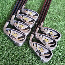 ชุดเหล็ก Cobra S2 Max สภาพสวยนางฟ้า Hybrid DNA แบบ Baffler → ตีง่าย ให้อภัยสูง แม้ไม่โดนกลางหน้าไม้