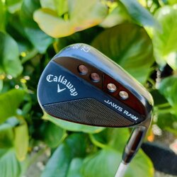 WEDGE Callaway JAWS LAW องศา 52 BOUNCE 10 S GRIND ก้าน DYNAMIC GOLD S200 สีดำ ดุจัด!!! เฟียสมากค่ะ ไม้กอล์ฟพรีเมี่ยมมือสอง ของแท้ By NakaraLuxurious