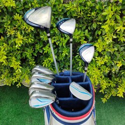 ชุดพรีเมี่ยมญี่ปุ่น ครบเซ็ท!!! *** สำหรับคุณผู้หญิง *** ชุด TOURSTAGE CL พร้อม COVER และถุงกอล์ฟสวยมาก พรีเมี่ยม JAPAN มากๆ และคุณภาพ ดีกว่าชุดจากจีนมากๆ ของดีมากๆ ทำให้คุณผู้หญิงสนุกกับการตีกอล์ฟ ได้มากขึ้นเยอะค่ะ