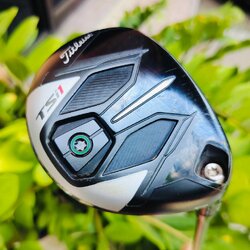 U5 Titleist TSi1 องศา 23 ก้าน TSP299 50 Flex R ค่า MOI สูง ให้ความเสถียร และ ความเร็วสูงจากทั่วทั้งหน้าไม้ ชดเชยความผิดพลาดสูง และ ตีไกลขึ้น ไม้กอล์ฟพรีเมี่ยมมือสอง ของแท้ By NakaraLuxurious