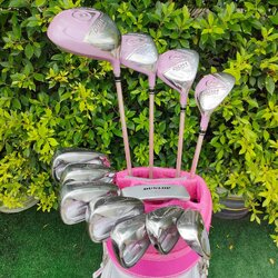 ** ไม้กอล์ฟสำหรับผู้หญิง ** FULL SET DUNLOP DDH DISTANCE พร้อมถุงกอล์ฟ Callaway SOLAIRE ถุงเกรดพรีเมี่ยม สีขาวชมพูสวยมาก