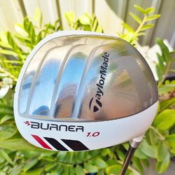 DRIVER TAYLORMADE BURNER 1.0 องศา 10.5 ก้าน FUBUKI BURNER SUPERFAST FLEX R รุ่น 1.0 กระดองขาว หน้าดำตัวนี้โหดมาก เป็นงาน JDM JAPASPEC ตีไกลแบบจัดๆ แม้สปีดไม่แรงก็ช่วยได้มาก ไม้กอล์ฟพรีเมี่ยมมือสอง By NakaraLuxurious