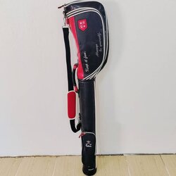 ถุงกอล์ฟฮาฟเซ็ต KLOWIN แบรนด์ดี ออกแบบสวย มือสอง มีลอยลอกตรงขอบ COVER นอกนั้นสวย ใช้ได้ดีค่ะ