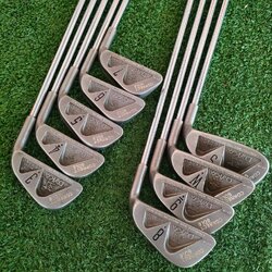 ชุดเหล็ก DYKA CORRECT SOLE มีเหล็ก 3-9 เเละ PW SW ก้านเหล็ก ** กริฟชุดนี้มีตำหนิ เสื่อมสภาพ ** เหล็กคมๆมันส์ๆตีไกล แม่นยำมาก!! ไม้กอล์ฟมือสอง ของแท้ BY NakaraLuxurious