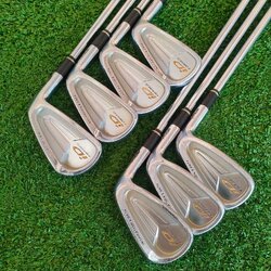 ชุดเหล็ก PRGR iD FORGED มีเหล็ก 4-9 เเละ PW ก้าน PRGR GOLF FLEX R สาหรับท่านที่ชอบ FORGED JAPAN ไม้กอล์ฟมือสอง ของแท้ BY NakaraLuxurious