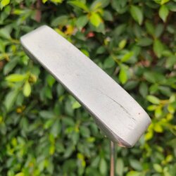 ** ไม้กอล์ฟสำหรับผู้หญิง ** PUTTER CODE NO 07 ความยาว 32 นิ้ว