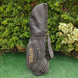 ถุงกอล์ฟ ALPINE มือสอง **ตำหนิถุงกอล์ฟมีสีซีดทั้งใบ**โปรดสังเกตตำหนิให้ดีก่อนซื้อ** มือสอง ของแท้ BY NakaraLuxurious