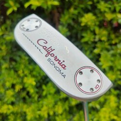 PUTTER TITLEIST SCOTTY CAMERON CALIFORNIA SONOMA ความยาว 35 นิ้ว มาพร้อม COVER เดิม สภาพสวยงามมาก เดิมๆทุกอย่าง!! ไม้กอล์ฟมือสอง ของแท้ BY NakaraLuxurious