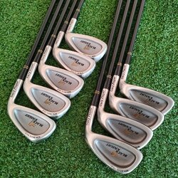 ชุดเหล็ก BLACK KNIGHT GARY PLAYER มีเหล็ก 3-9 เเละ PW SW ก้าน ALDILA FLEX MID ตีง่ายๆ และ คมมากๆ สปินเต็มที่ สภาพนางฟ้า เหมือนของใหม่!! ไม้กอล์ฟมือสอง ของแท้ BY NakaraLuxurious