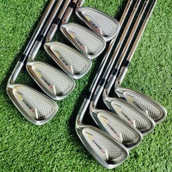 ชุดเหล็ก Taylormade R360 XD ก้านเหล็ก Taylormade FLEX R รุ่น XD เป็นรุ่นหน้าเด้ง ตีไกลมากๆ และชุด 360 เป็นใบใหญ่ตีง่ายที่สุด ฟีลลิ่งที่แสนนุ่มนวล สภาพสวยงามค่ะ ไม้กอล์ฟพรีเมี่ยมมือสอง ของแท้ By NakaraLuxurious