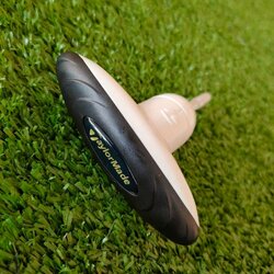 ตัวไข TAYLORMADE มือสอง พร้อมกระเป๋าค่ะ ของแท้ สภาพสวย