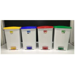 ถังขยะเท้าเหยียบ ทรงเหลี่ยม 42 ลิตร