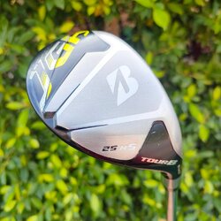 HYBRID BRIDGESTONE TOUR B JGR องศา 25 ก้าน N.S.PRO 850 GH FLEX S ก้านเหล็กเบามาก แต่ตีแม่นกว่ากราไฟต์ ไม้กอล์ฟมือสอง ของแท้ BY NakaraLuxurious