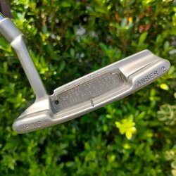 PUTTER PING ANSER 2 เป็นรุ่นดัง ที่สร้างชื่อเสียงให้กับ PUTTER PING สภาพสวยมากๆ ก้านกริพเดิม มี COVER ให้ด้วยครับ
