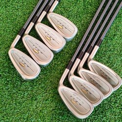 ** ไม้กอล์ฟสำหรับผู้หญิง ** ชุดเหล็ก MIZUNO EFIL LADY มีเหล็ก 4-9 เเละ PW SW ก้าน EFIL FLEX L