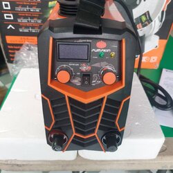 เครื่องเชื่อม PUMPKIN รุ่น PTT-SP160A#17906 ขนาด 160 แอมป์ สีส้ม - ดำ สภาพใหม่