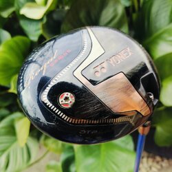 Driver Yonex Royal E-Zone DTP รุ่นท๊อปสุด ตีไกลมากๆๆๆ ก้าน SUPERCHARGED FLEX S รุ่นนี้สามารถปรับหน้าปิด-เปิดได้ เพิ่มและลด Loft ได้ ระยะดีมากก ไม้กอล์ฟพรีเมี่ยมมือสอง ของแท้ By NakaraLuxurious