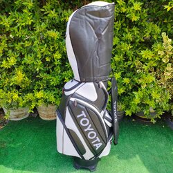 ถุงกอล์ฟ TOYOTA ของใหม่ ถุง TOUR ใบใหญ่ 9 นิ้ว วัสดุดีมากๆกันน้ำ แข็งแรง ของจริงสวยมากๆ น่าใช้มาก มือหนึ่ง ของแท้ BY NakaraLuxurious