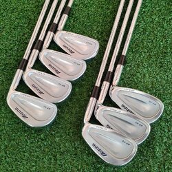 ชุดเหล็ก MIZUNO MP-60 มีเหล็ก 4-9 เเละ PW ก้าน N.S.PRO 950GH FLEX R Grain Flow Forging สุดยอดคุณภาพ ก้านเหล็กพรีเมี่ยมเบาแค่ 95 กรัม ไม้กอล์ฟมือสอง ของแท้ BY Nakara