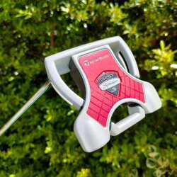 ** ไม้กอล์ฟสำหรับท่านที่ถนัดซ้าย ** PUTTER TAYLORMADE GHOST SPIDER S ความยาว 34 นิ้ว ใส่กริพ WINN สภาพสวยนางฟ้า มือซ้ายหายาก หน้า PURE ROLL ลูกหมุนเลยเวลาพัตต์ เกาะไลน์จัด เล็งง่าย ปรับหมุดน้ำหนักได้ ไม้กอล์ฟมือสอง ของแท้ BY NakaraLuxurious