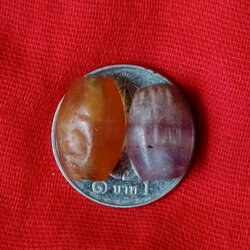 โปรไฟลุก🔥 ลูกปัดโบราณ ยุคทวารวดี ลูกปัดคลองท่อม ทรงรักบี้ 1 คู่ (ขายแล้ว)