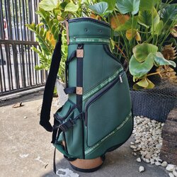 ถุงกอล์ฟ HEINEKEN ของแท้ มือสอง สภาพสวยเดิม ดีไซน์เท่ ไม่ซ้ำใคร ใครเป็นสายสะสม ห้ามพลาด!