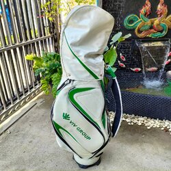 ถุงกอล์ฟ VIV GROUP หนังเเก้วมือสอง ขนาดกำลังดี ใส่จองได้เยอะ ปากถุงดีไซน์สวย ใช้งานดีมาก ไม้กอล์ฟพรีเมี่ยมมือสอง By NakaraLuxurious