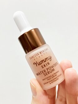 Danessa Myricks Yummy Skin Water Powder Serum 8ml เซรั่มควบคุมความมันและเบลอรูขุมขน