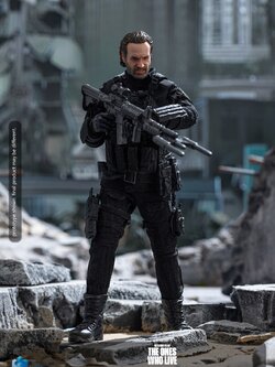 [สั่งจอง]Hiya Toys ESW0318 1/12 : The Walking Dead The Ones Who Lived - Rick