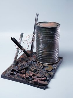 [สั่งจอง]ZBOBTOYS Z2110 1/6 : Ruined Oil Drum Platform