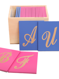 บัตรกระดาษทราย เอบีเขียนใหญ่, ของเล่นไม้, ของเล่นเสริมพัฒนาการ, ของเล่นเด็ก, สื่อการสอน,มอนเตสซอรี่ ,montessori, สื่อการสอนประถม