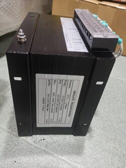 หม้อแปลง 1เฟส Auto Type 2KVA in240[220]V out220,200,100[200*]V