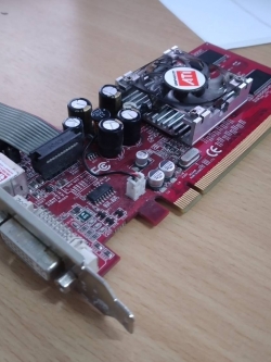 PowerColor Radeon X300SE HyperMemory DirectX 9 R37L-SC3D 256MB Hyper Memory(128M VRAM on board) 64-Bit DDR PCI Express x16