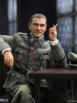 [สั่งจอง] DID D80172 1/6 : Otto Skorzney