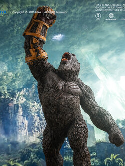 [สั่งจอง]HIYA Toys SSG0424 : Stylist Series - Kong B.E.A.S.T. Glove Version PVC statue (ไม่มีจุดขยับ 22cm)