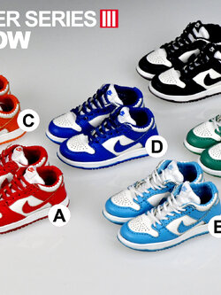 [สั่งจอง]ONESIX-VERSE OS07 TOYS 1/6 : Sneaker Series 3 Dunk Low 6 color