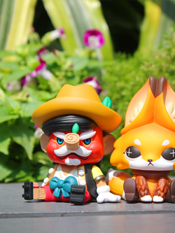 [สั่งจอง]น้องจิ้งจอกเกาลัด กับพินอคคิโอจอมโกรธเกรี้ยว MGR ARTIST REMIX KEIRA ON THE ROOF-FOREST DREAMER - USOTENGU & KURI