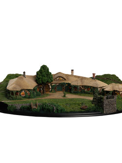 [สั่งจอง]Weta Workshop : The Green Dragon Inn (The Lord of the Rings)