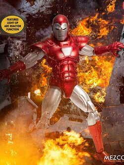 [พร้อมส่ง] Mezco Toyz One:12 Collective Iron Man - Silver Centurion Edition