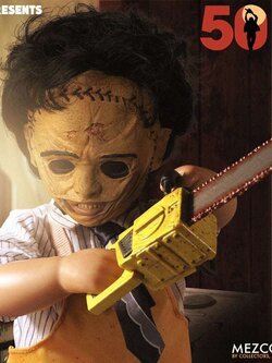 [สั่งจอง]Mezco toyz 10.5" : Leatherface 1974 Deluxe Edition