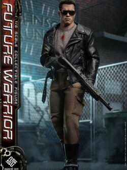 [สั่งจอง] PRESENT TOYS PT-sp80 1/6 : Future Warrior（Leather version）