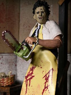 [สั่งจอง] NECA 8" Clothed Figure