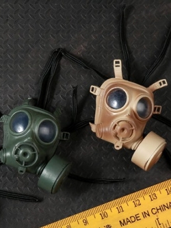 [สั่งจอง] หน้ากากกันแก๊สพิษ 1/6 สีเขียว / สีทราย